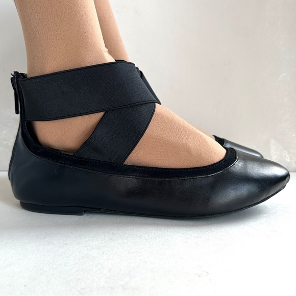 TORRID BLACK FAUX LEATHER ELASTIC STRAP BACK-ZIP WIDE WIDTH BALLET FLAT Sz10W - Picture 5 of 12